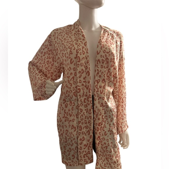 L*Space Pink Leopard Nova Robe - Picture 6 of 10